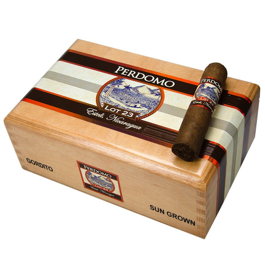 Perdomo Lot 23 Natural Sun Grown Cigar - Gordito - 4.5x60 - cigar13