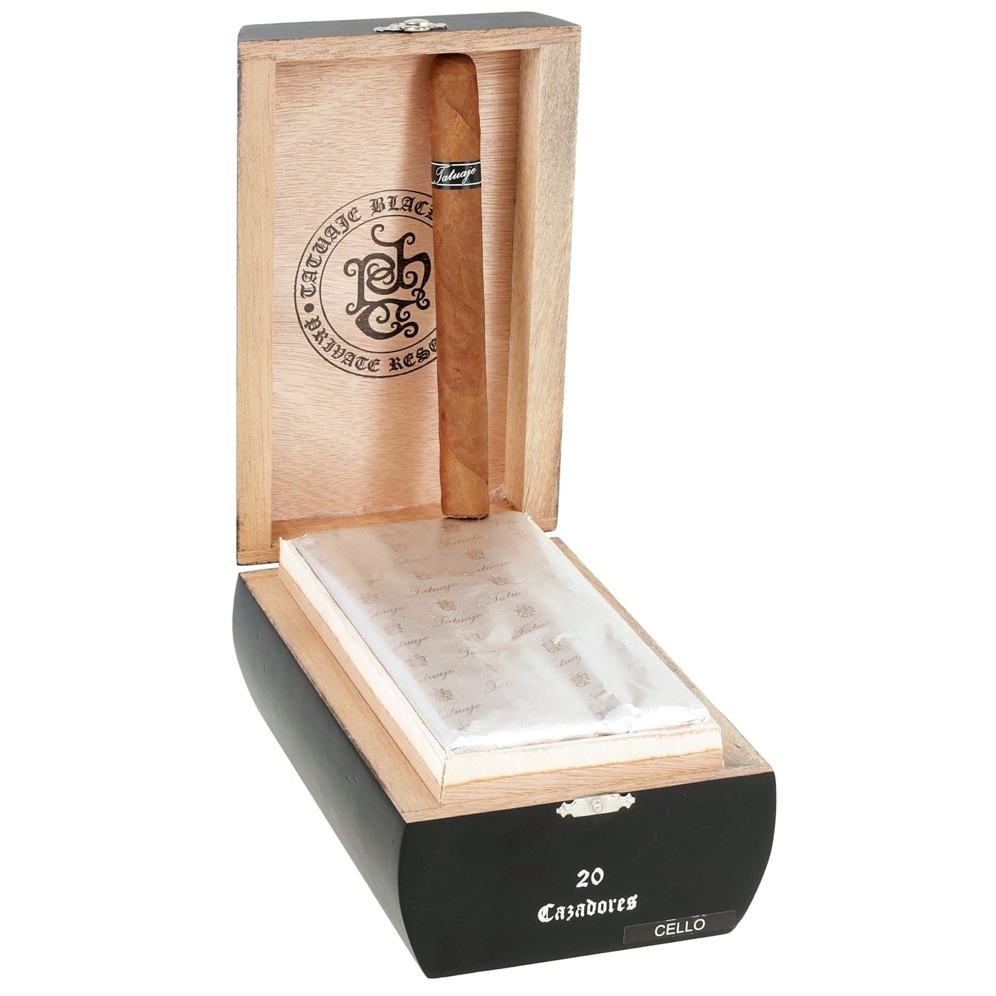 Tatuaje Black Cazadores 6 3/8" x 43 - cigar13